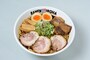 【富山】富山ブラック／牛×豚Ｗ肉盛り味玉らーめん（富山ブラック麺家いろは）