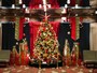 横浜中華街にあるホテルのロビーらしい、異国情緒満点のクリスマスツリー（2016年11月7日撮影）