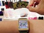 GALAXY Gear　画面タッチで撮影可能