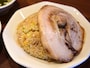 豚バラロールの大きなチャーシューを使ったチャーハン「和田スペシャル」
