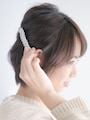 ヘアアクセは耳の後ろの位置に