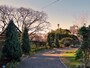 社長が敦くんに向かって歩いてくるシーン。アメリカ山公園はみなとみらい線元町・中華街駅上にあります（2016年12月17日撮影）
