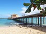 海水の透明度が高く、釣りのスポットでもあるマカイ・リサーチ・ピア