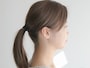 紐ゴムを使って髪を結ぶ方法