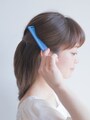 コームで優しくなでるように整える