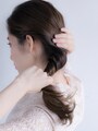 毛束をきつめにねじる