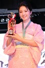 日本レースクイーン大賞2017新人部門でクリッカー賞を獲得したはらことはさん