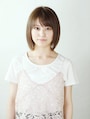 前髪ありの伸ばしかけショートボブ
