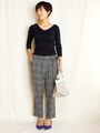 グレーパンツ
