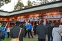 回廊の東側に並ぶ神社の売店