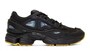 Raf Simons (ラフシモンズ)　X adidas Originals (アディダス オリジナルス)のコラボ スニーカー