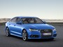アウディ A6