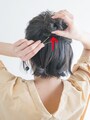 下から上に向かってピンを挿す