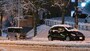 スリップして走行不能になった車が坂道にたくさん