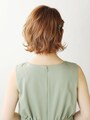 大人かわいいアシメントリーショートヘアアレンジ