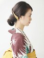 ロング浴衣・低めの位置に作る輪っかお団子ヘア