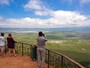 展望台から見下ろすンゴロンゴロ・クレーターの絶景