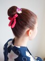 子供の髪型に！夏祭りや発表会に似合う簡単アップヘア