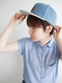 少しだけ深めにかぶる