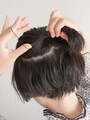 髪色に近いシリコンゴムを使用