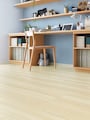 木の質感を表現した足触りが特徴の複合フローリング。[Interio　ラシッサ　Ｄフロア　施工例　D1　イタリアンウォルナットF]　 LIXIL 　http://www.lixil.co.jp/