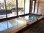 大浴場は「あつ湯(温泉)」「ぬる湯(真湯)」「露天(真湯)」の3つの浴槽を用意