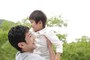 スキンシップで「ありのままのあなたが大切だよ」というメッセージを送ることで、子どもの自己肯定感が高まっていきます