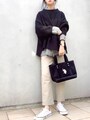 スタンドカラーは一枚でもレイヤードでも使いやすい　出典：WEAR