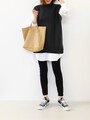 大きめのベストを重ねるだけで今っぽくなれるので簡単　出典：WEAR