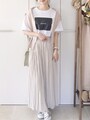トレンドのフォトTに女性らしさもプラスしてくれる　出典：WEAR