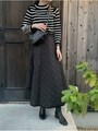 GUのボーダーニットをロングスカートで大人なバランスに　出典：WEAR