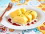 洋風チーズ入り卵焼き（出典：洋風チーズ入り卵焼きの簡単アレンジレシピ！お弁当にもぴったり）