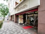 サモアール 馬車道店の入口は2ヵ所あります