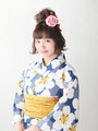 ボブヘアの浴衣に似合う髪型……ハーフアップお団子