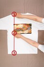 5秒でショップ風にたたむTシャツのたたみ方！ラクにきれいにできるので、一気にたくさんたたむのも楽しくなります。