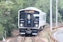 海ノ中道駅付近を走るDENCHA
