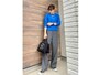 カラーニット＆ユニクロパンツにティファニーのネックレスを合わせたコーデ　出典：WEAR