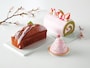 横浜ロイヤルパークホテル「スプリングフェア」桜パウンドケーキ（税込1500円）、桜モンブラン（税込600円）、桜ロールケーキ（税込2000円、カット670円）（提供画像）
