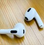 身の回りにあるものを利用したAirPodsの掃除