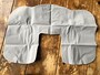 ダイソーの「らくらくエアー枕 しっかりサポート」は自分で空気を入れるタイプ