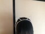 ダイソーの「猫耳カチューシャ　パール風」をつけてみた。こちらはホワイト