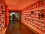 この前に立って写真を撮りたくなる「どんぶりコレクション」