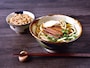 沖縄そばは、旅行中に一度は味わってほしいローカルフード （C）OCVB
