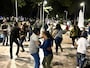 公園でダンスするメキシコの人々