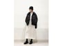 インナーを白のワンピースにするとIラインですっきり見えつつ軽やかな印象に　出典：StyleHint