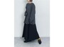 ゆったりとしたロングスカートを合わせてボーダーにフェミニンさを　出典：WEAR
