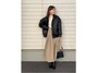 途中から切り替えでプリーツが入っているトレンド感高めのデザインも　出典：WEAR