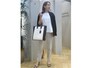 きちんと感のあるコーデにも合わせやすいコンビ素材　出典：WEAR
