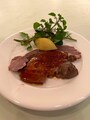 骨付き子羊モモ肉ロースト