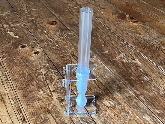 セリアの「ペンライトスタンド」